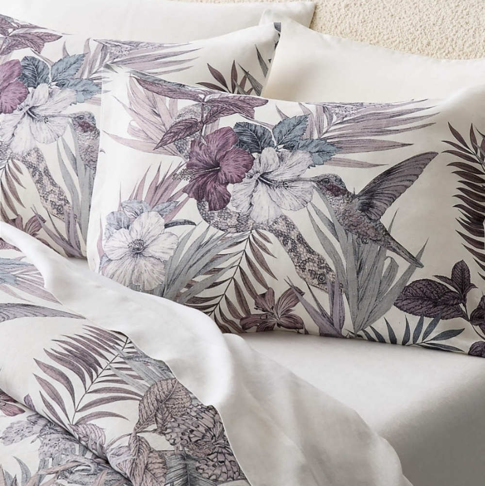 CB2 Eden Off White and Smoked Mauve Linen King Duvet Cover, Ratail $329.00 UAD - Picture 3 of 16